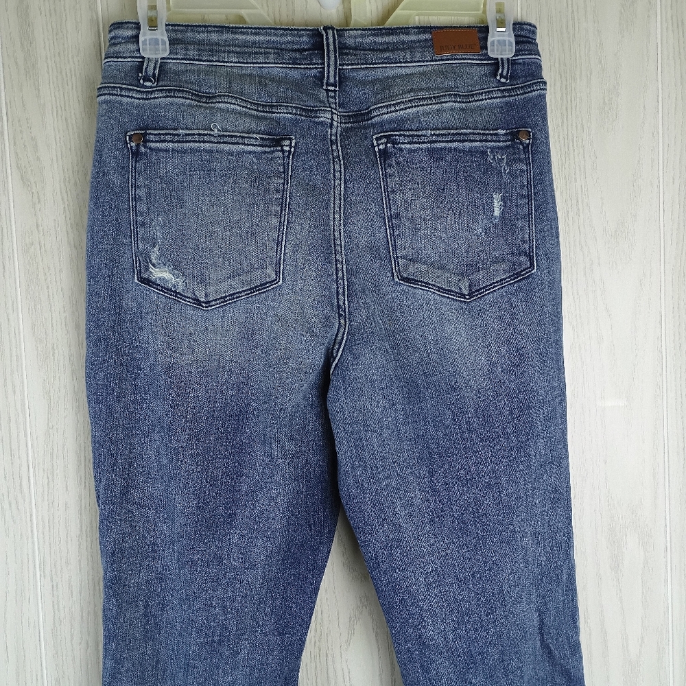 JUDY BLUE Jeans Women's Size 11/30 High-Rise Boyfriend Fit Distressed Stretch. - Picture 8 of 16